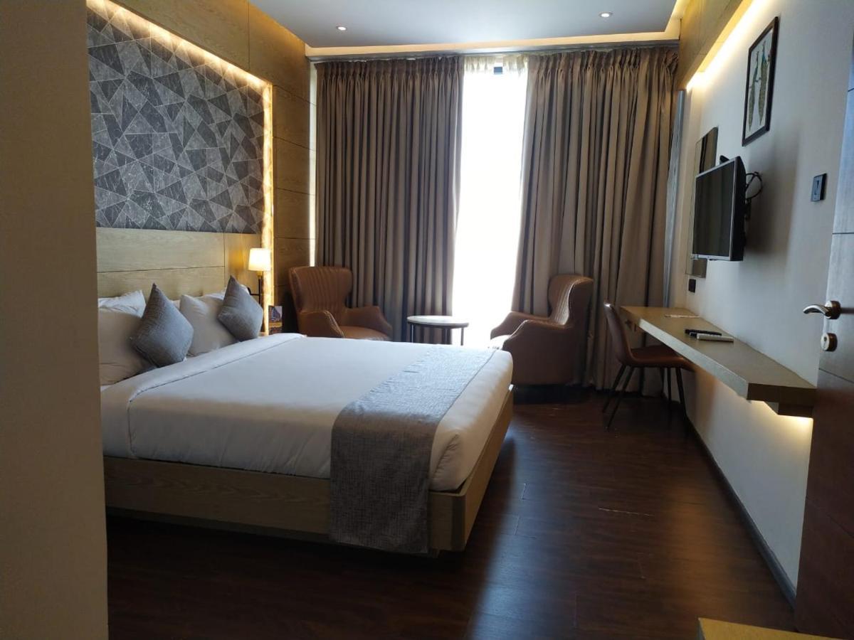 Mothimahal Residency Thrissur Hotel Exterior photo
